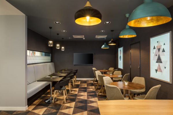ealing kitchen