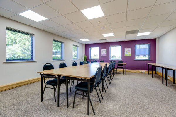 Corner Meeting room